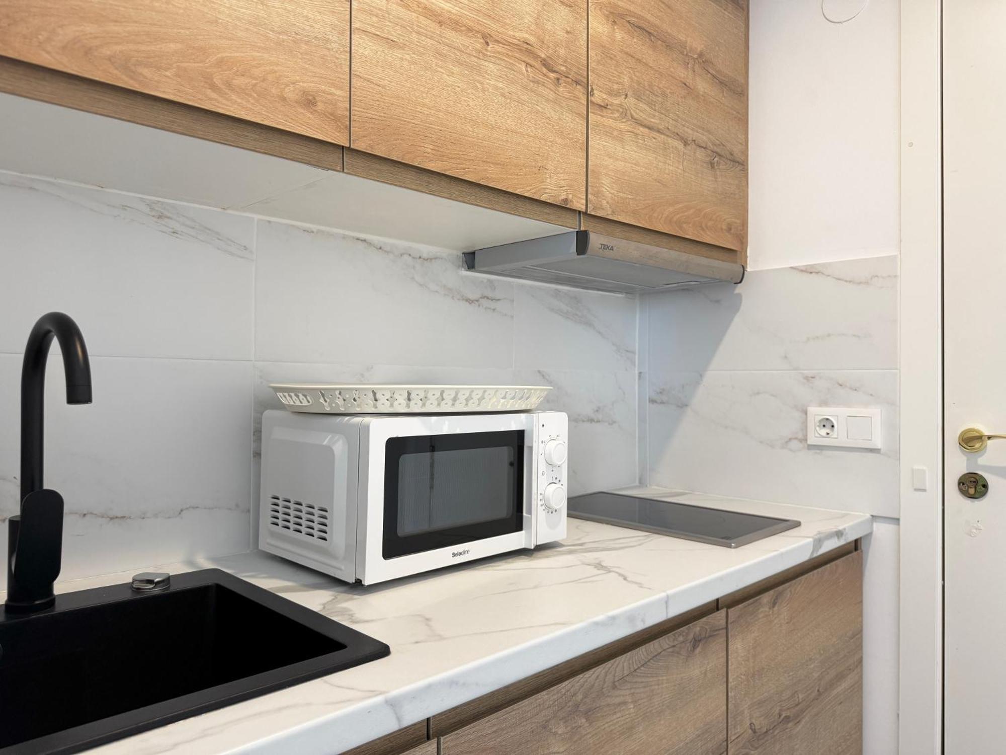 Beachfront - Eaw Homes Apartment Marbella